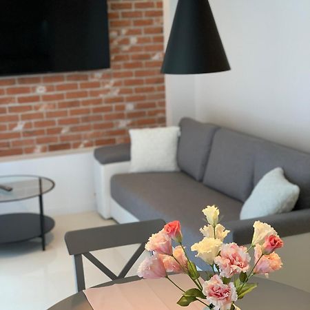 Apartament Zacisze Rose Gold Malbork Esterno foto