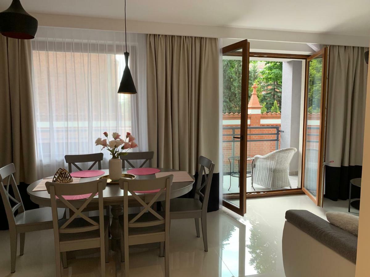 Apartament Zacisze Rose Gold Malbork Esterno foto