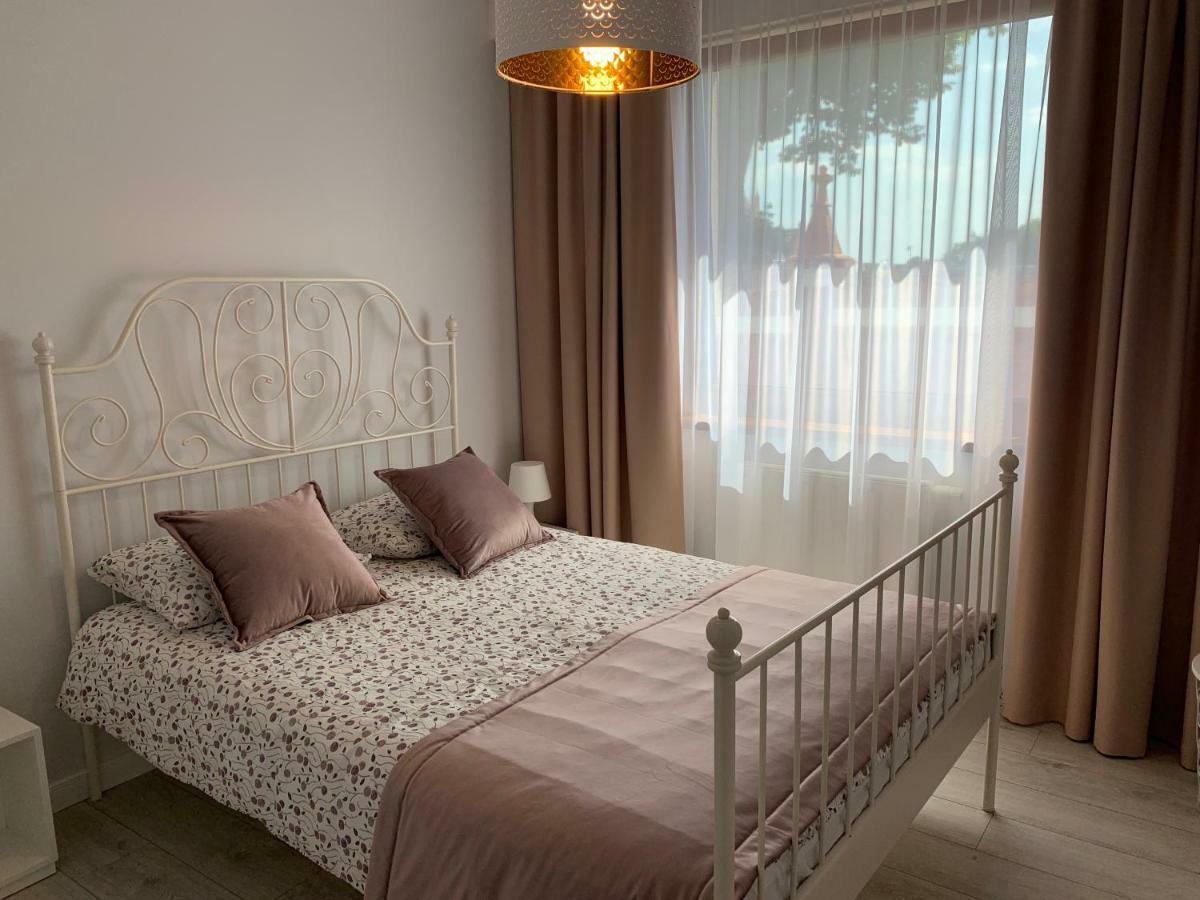 Apartament Zacisze Rose Gold Malbork Esterno foto